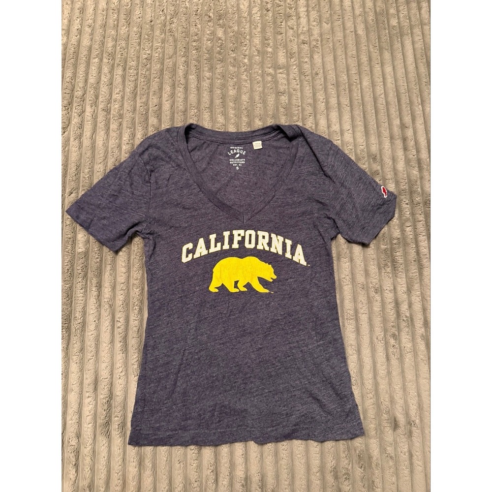 University Of California League Women's T-Shirt Size Small